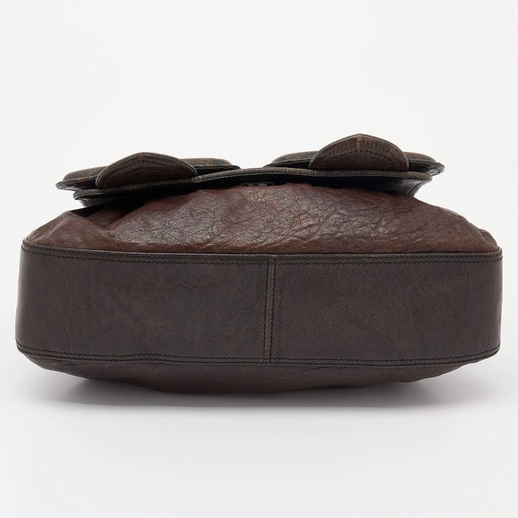 Vintage Fendi B Buckle Handbag Purchased in Paris In Good Condition - Picture 3 of 13